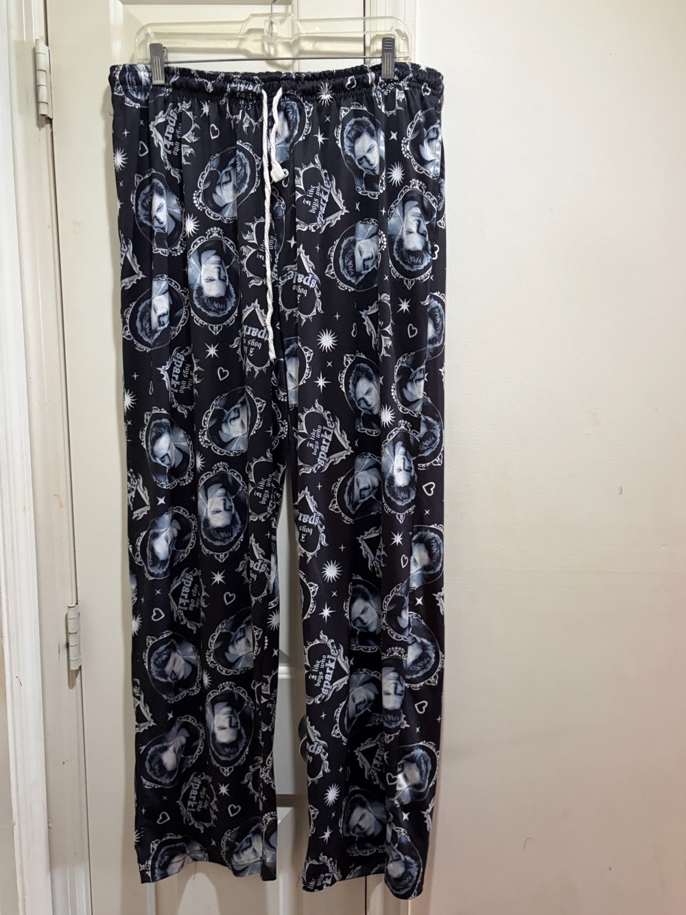 Twilight Black Patterned I like Boys who Sparkle Pajama Pants by Spencer’s